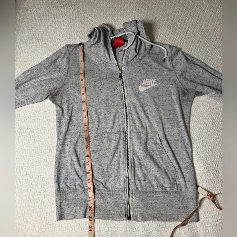 Nike Light Gray Zip Hoodie Sweatshirt with White Logo Medium
